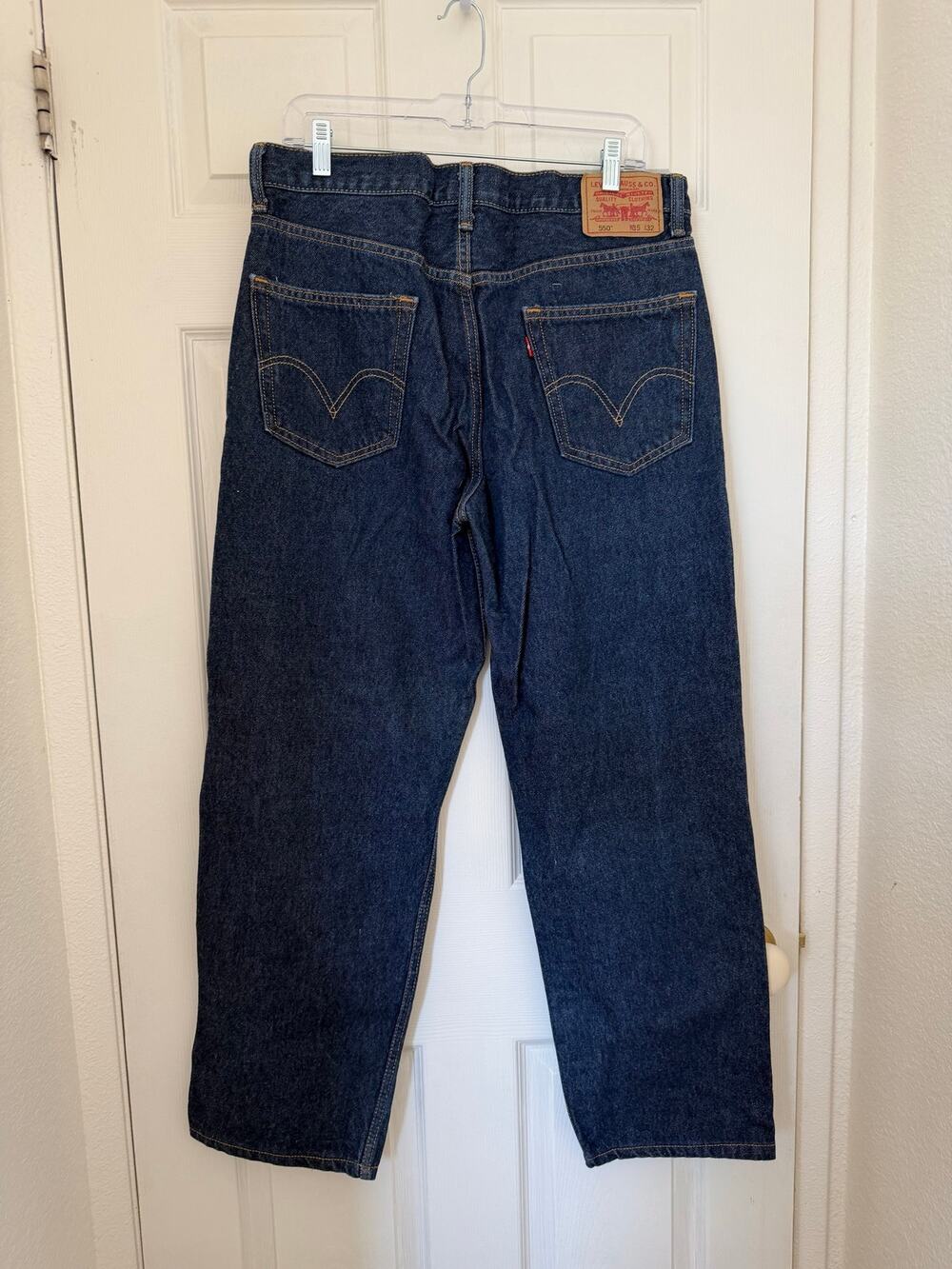 TaLevi’s 550 Relaxed Fit Men’s Jeans 35x32 Dark Wash Straight Leg Denim